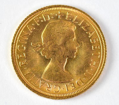 Lot 952 - An Elizabeth II full sovereign 1968, George...