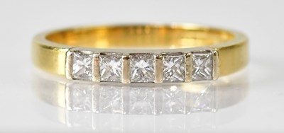 Lot 1086 - An 18ct gold diamond set ring with five...