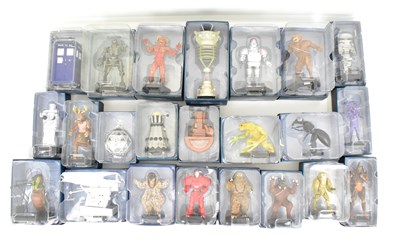 Lot 759 - DOCTOR WHO; twenty-three various figures made...