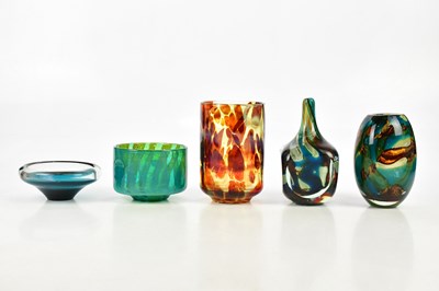 Lot 3015 - MDINA; three vases and a bowls largest 18cm,...
