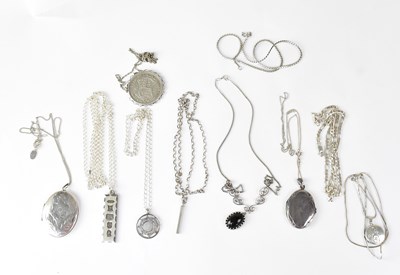 Lot 1225 - Ten various hallmarked silver necklaces, most...