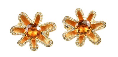 Lot 313 - RODNEY RAYNER; a pair of 18ct yellow gold...