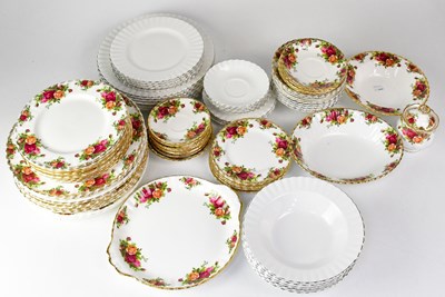 Lot 542 - ROYAL ALBERT; an 'Old Country Roses' pattern...