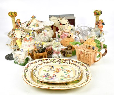 Lot 2943 - A collection decorative and sundry ceramics to...