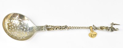 Lot 918 - WILLIAM EDWARDS; a Victorian hallmarked silver...