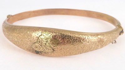 Lot 795 - A 19th century rose gold hinged bracelet