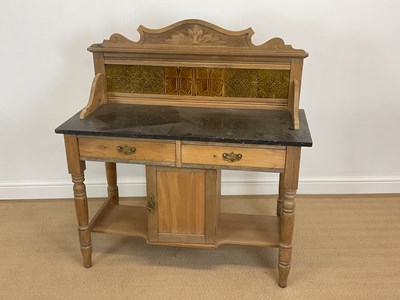 Lot 515 - An early 20th century pine tile back marble...