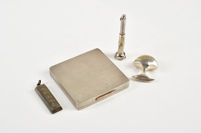 Lot 2107 - A George VI hallmarked silver compact of...