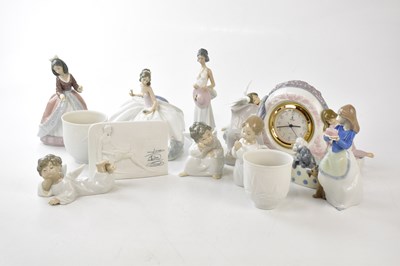 Lot 2859 - LLADRÓ; a collection of figures and ceramics...