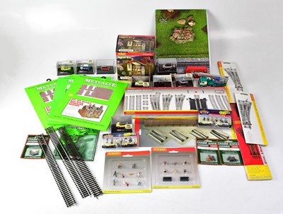 Lot 491 - A collection of mainly Hornby 00 track and...