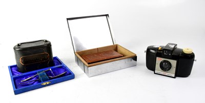 Lot 162 - A small collectors' lot