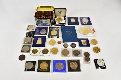 Lot 2642 - A mixed collection of coinage including...