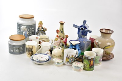 Lot 2946 - A collection of sundry ceramics including Wade...