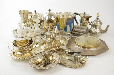 Lot 2031 - A collection of assorted silver plate...