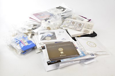 Lot 2637 - A collection modern commemorative coins and...
