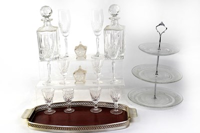 Lot 370 - A quantity of glassware