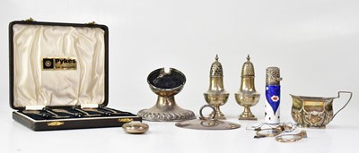 Lot 905 - A collection of silver and other items, to...
