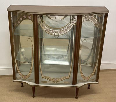 Lot 583 - A 1960s mirror backed display cabinet of...