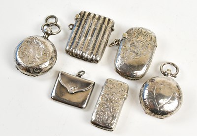 Lot 2252 - S & B; an Edward VII hallmarked silver vesta...