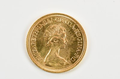Lot 2592 - An Elizabeth II full sovereign, 1980.