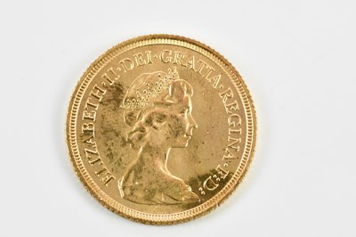 Lot 2594 - An Elizabeth II full sovereign, 1980.
