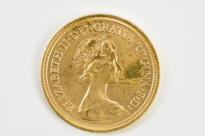 Lot 2595 - An Elizabeth II full sovereign, 1980.