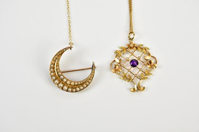 Lot 273 - A 15ct yellow gold amethyst and pearl pendant...
