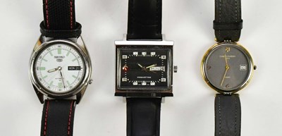 Lot 623 - RADO; a gentleman's Manhattan stainless steel...