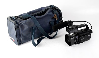 Lot 524 - SONY