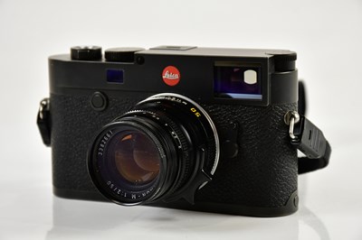 Lot 2664 - LEICA; a Leica M10 Schwarz digital rangefinder,...