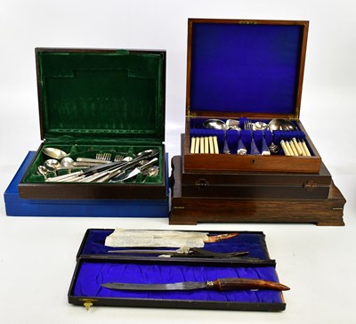 Lot 2004 - A modern stainless steel Kings pattern canteen,...
