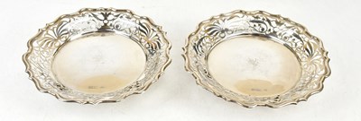 Lot 2061 - GOLDSMITHS & SILVERSMITHS LTD; a pair of late...