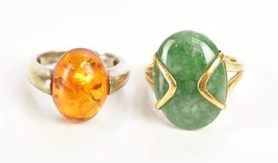 Lot 1524 - A 9ct yellow gold dress ring, size P, approx 6....