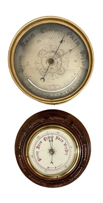 Lot 160 - An early 20th century aneroid barometer,...
