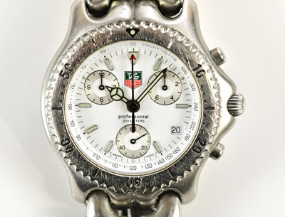 Lot 580 - TAG HEUER; a Professional 200 Series gentleman'...