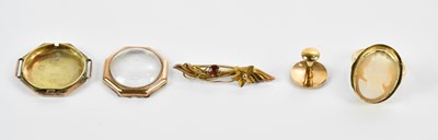 Lot 1512A - A 14ct yellow gold mounted cameo style ring,...