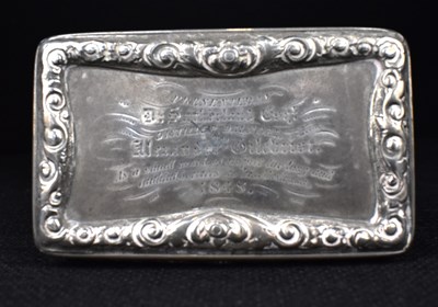 Lot 622 - A Victorian hallmarked silver snuff box