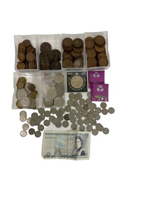 Lot 905 - A quantity of Victorian and later GB coinage...