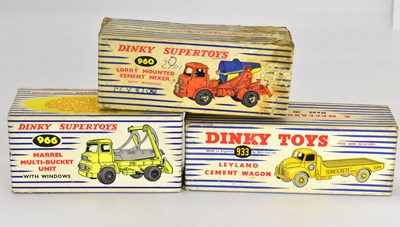 Lot 233 - DINKY SUPERTOYS