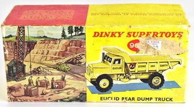 Lot 227 - DINKY SUPERTOYS