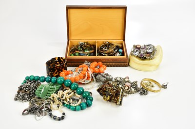 Lot 1758 - A collection of costume jewellery including...