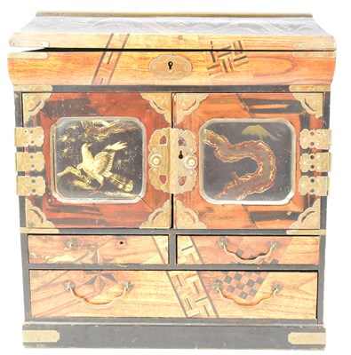 Lot 592 - A late 19th/early 20th century Chinese...