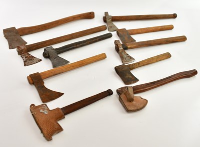 Lot 1365 - A collection of various hatchets of varying...