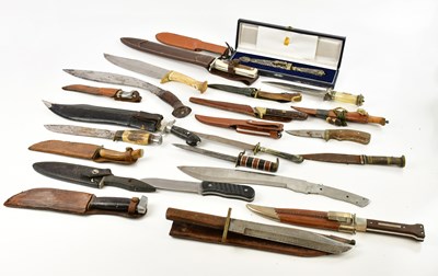 Lot 1346 - A collection of knives including hunting and...