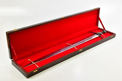 Lot 1385 - A Royal Armouries Museum reproduction sword,...