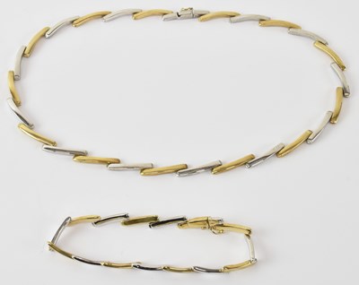 Lot 722 - A 9ct white and yellow gold necklace, diameter...
