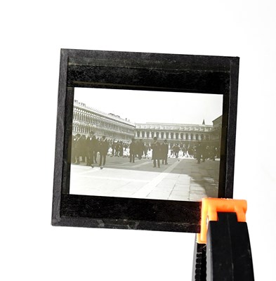 Lot 585 - A collection of assorted glass slides