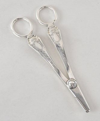 Lot 692 - ATKIN BROTHERS; a George V hallmarked silver...