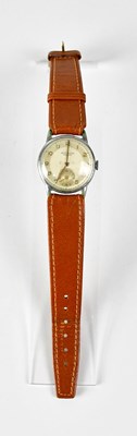 Lot 1007 - BRAVINGTONS; a Renown wristwatch, the dial set...