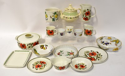 Lot 426 - ROYAL WORCESTER; a quantity of 'Evesham'...
